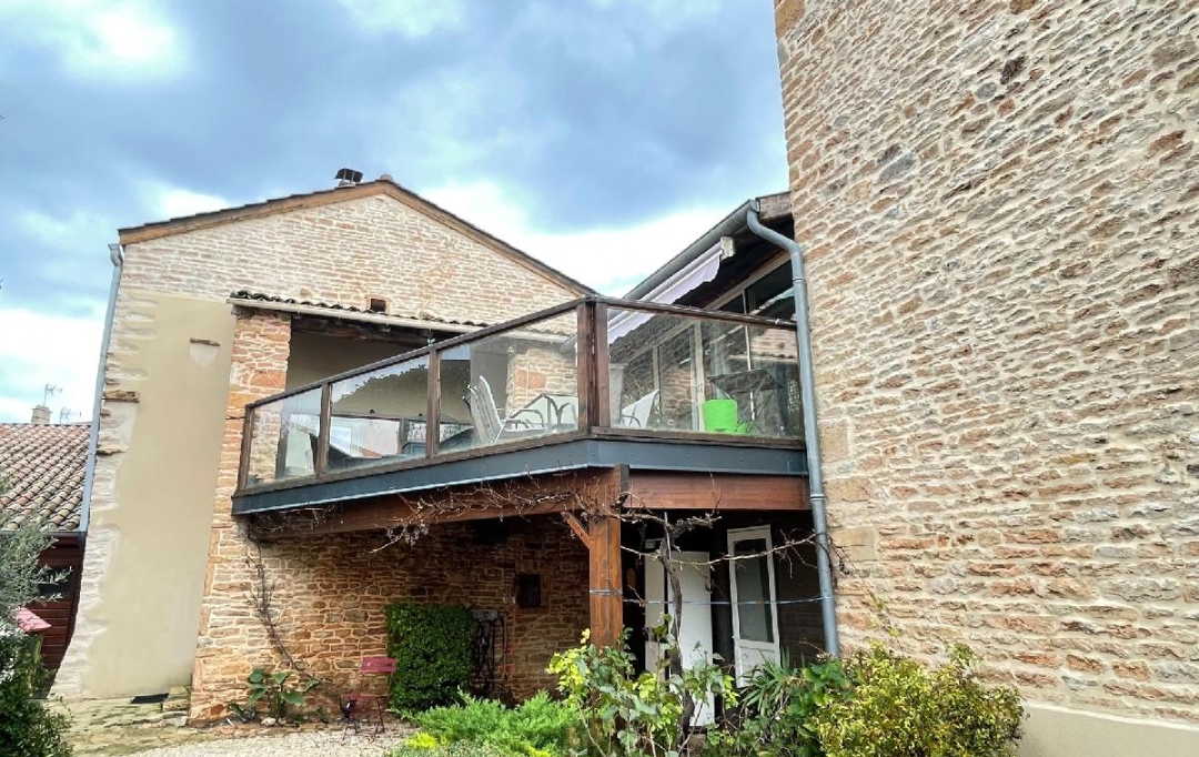 Plan A Immobilier : Maison / Villa | CHEVAGNY-LES-CHEVRIERES (71960) | 161 m2 | 360 000 € 