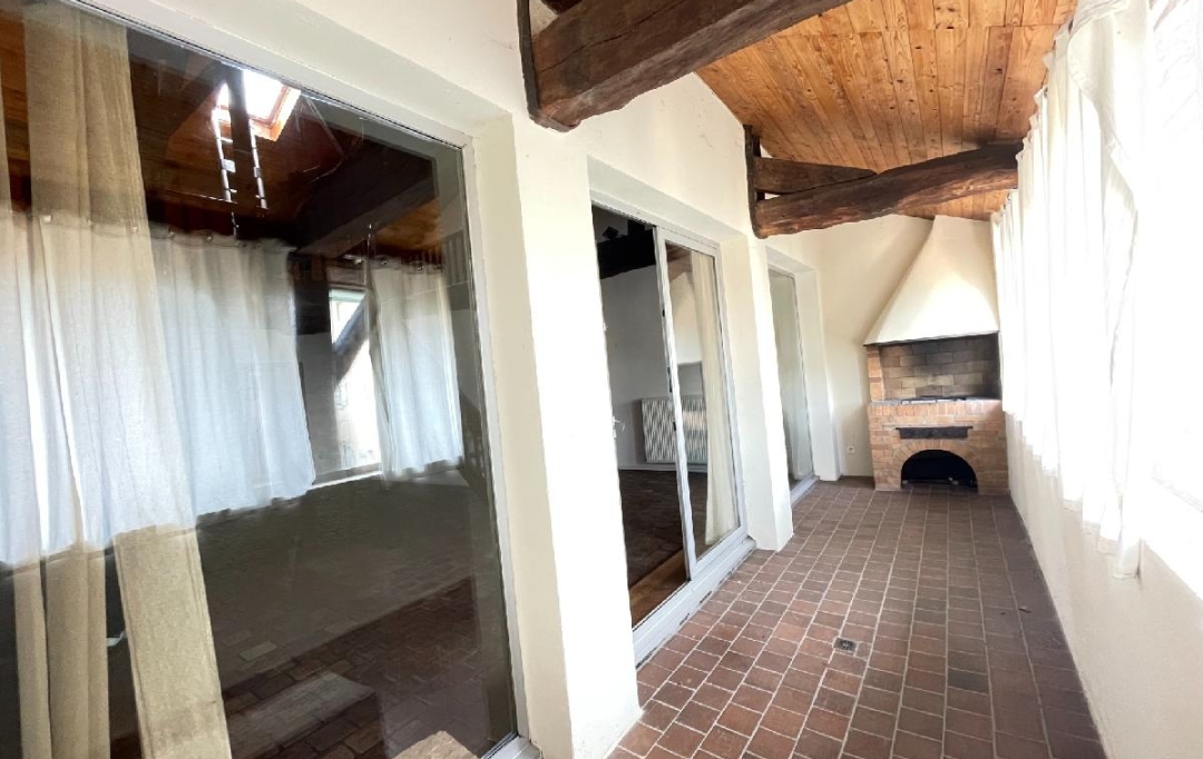 Plan A Immobilier : Apartment | PONT-DE-VEYLE (01290) | 156 m2 | 189 000 € 